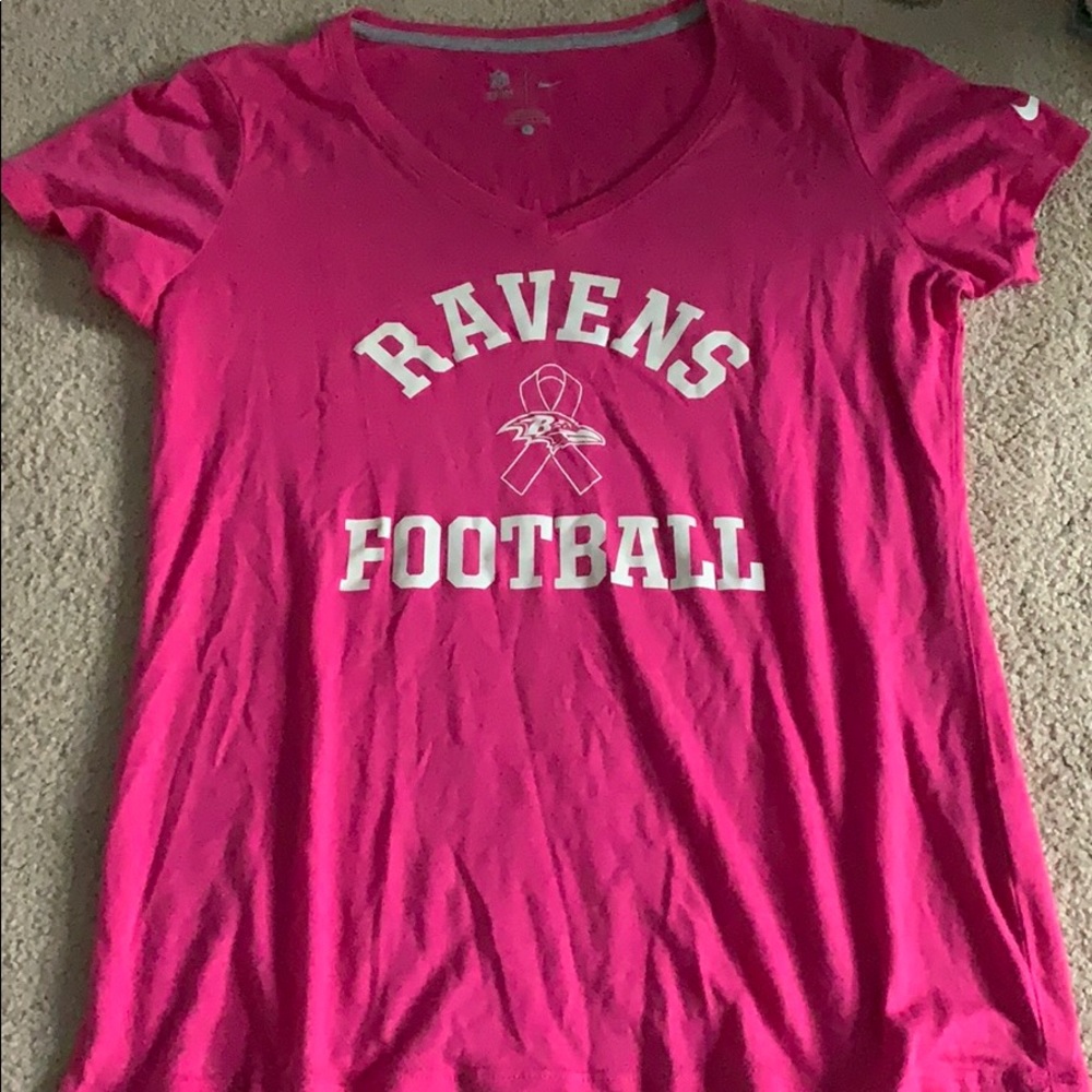 Ravens Nike breast cancer tee